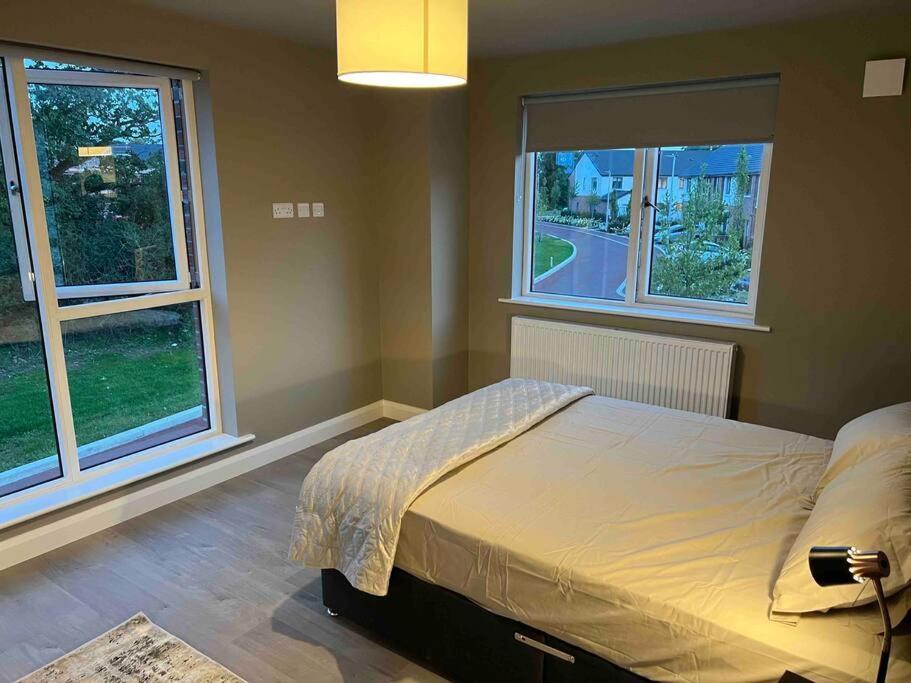 3 Bed Rooms Vip Family House ダブリン エクステリア 写真
